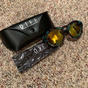 DIFF Polarized Sunglasses